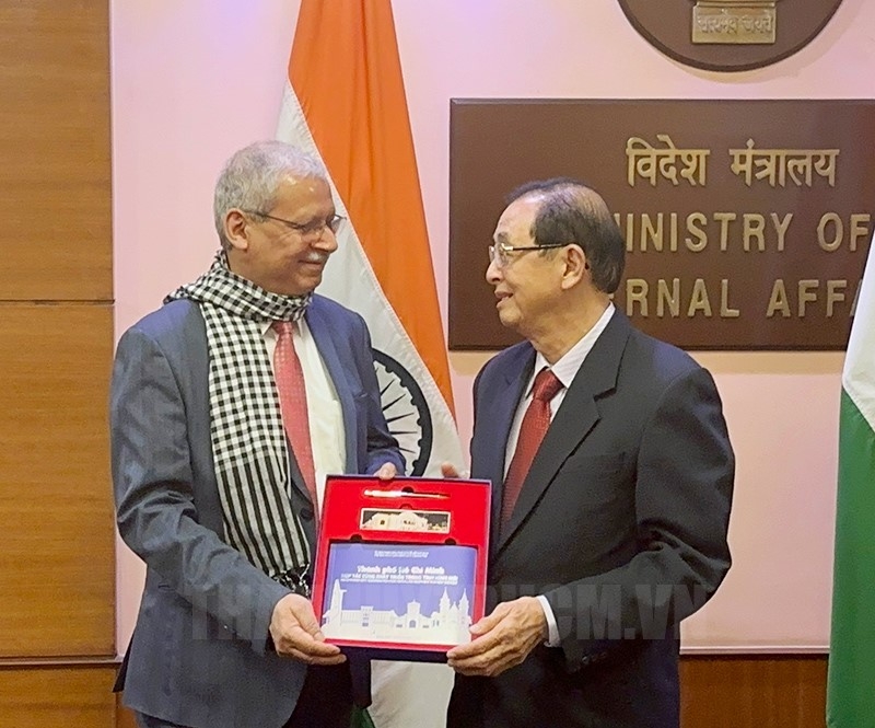 TS Huỳnh Thành Lập và đoàn công tác kết thúc thành công chuyến thăm, làm việc tại Ấn Độ