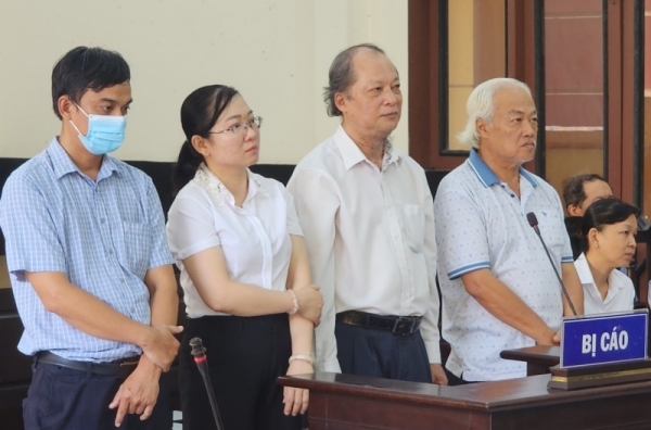 Cựu Giám đốc CDC Tiền Giang cùng các thuộc cấp hầu tòa