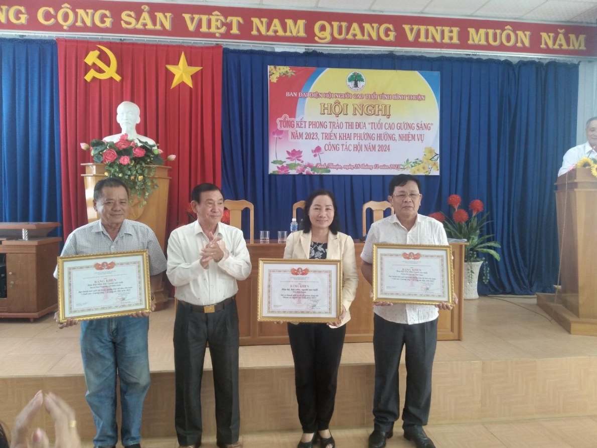 Tỉnh Bình Thuận: Kế hoạch tổ chức phong trào thi đua “Tuổi cao - Gương sáng” đến năm 2030