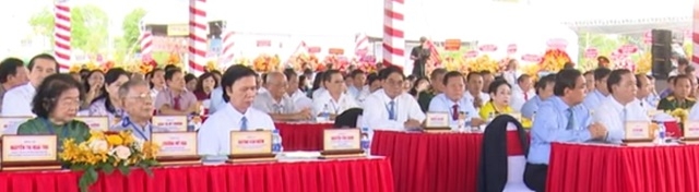 Quang cảnh buổi công bố lập thành phố Gò công