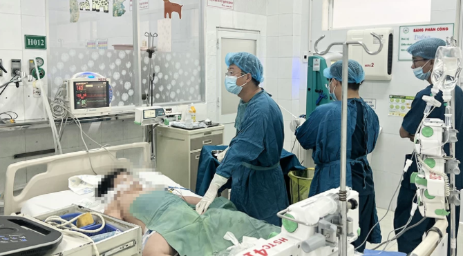 Khẩn trương điều tra vụ nghi ngộ độc thực phẩm khiến hơn 300 người nhập viện ở Đồng Nai