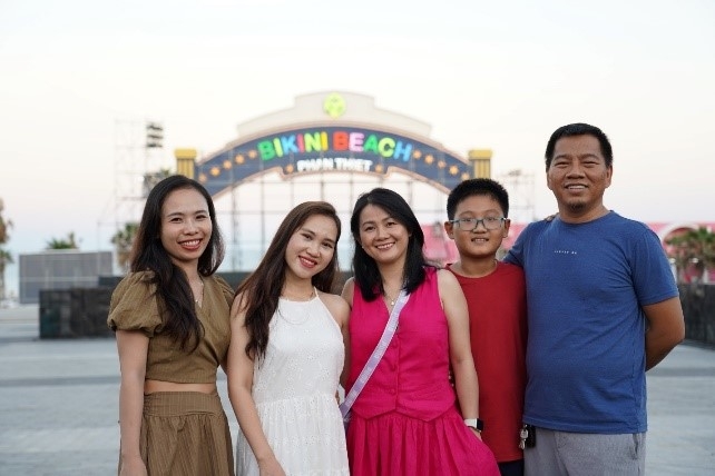 Biển người đổ về Novaworld Phan Thiet dịp lễ 30/4