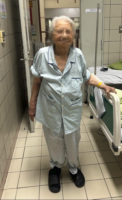 Phẫu thuật nội soi cho NCT mắc ung thư đại tràng