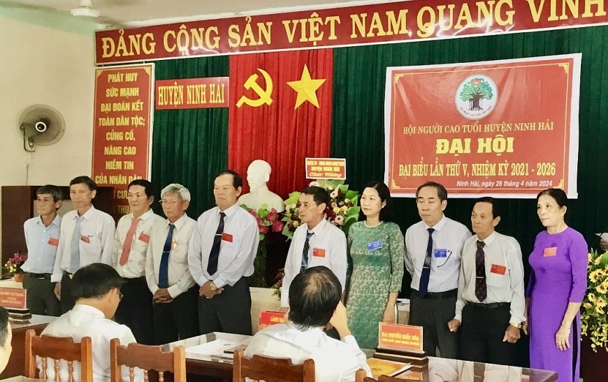 Ban Chấp hành Hội NCT huyện Ninh Hải, tỉnh Ninh Thuận ra mắt Đại hội