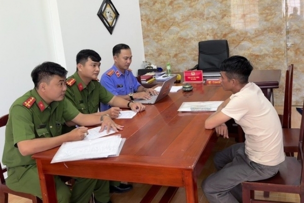 3 cựu đội trưởng bảo vệ rừng ở Phú Quốc ra đầu thú, nộp lại tiền nhận hối lộ