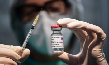 Người đã tiêm vaccine AstraZeneca không cần thực hiện xét nghiệm đông máu