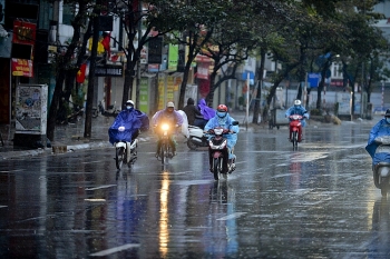 Miền Bắc trời chuyển mưa lớn từ chiều tối nay