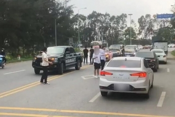 Khởi tố Hải idol và 3 đồng phạm vụ đoàn xe rước dâu dừng giữa đường để chụp ảnh