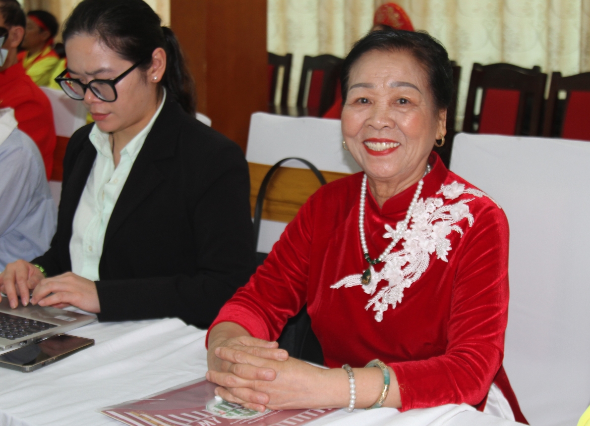 Tuổi cao vẫn nhiệt huyết với các phong trào