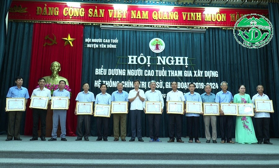 Các địa phương biểu dương NCT tiêu biểu xây dựng hệ thống chính trị cơ sở, giai đoạn 2019 - 2024