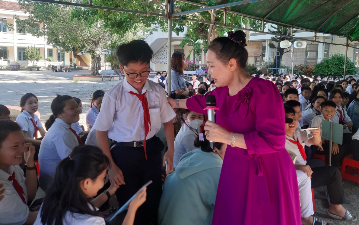 Bình Định: Đưa di sản nghệ thuật truyền thống vào trường học Bình Định: Đưa di sản nghệ thuật truyền thống vào trường học