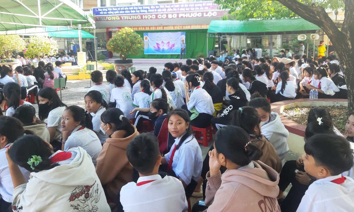 Bình Định: Đưa di sản nghệ thuật truyền thống vào trường học Bình Định: Đưa di sản nghệ thuật truyền thống vào trường học