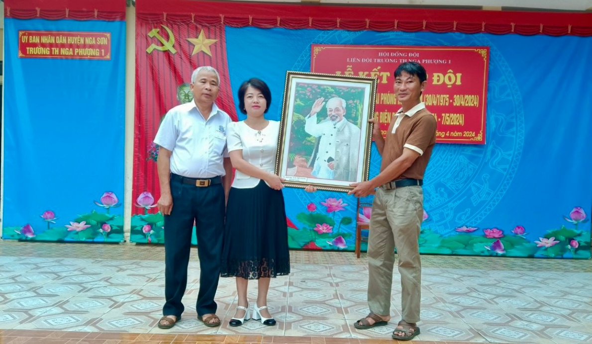 Đẩy mạnh công tác xã hội hóa giáo dục, nâng cao chất lượng dạy và học