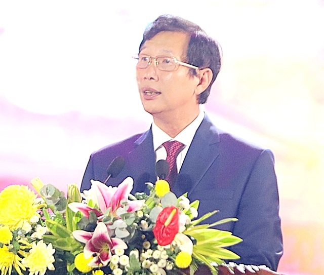 Ông Lê Văn Phước, Phó Chủ tịch UBND tỉnh An Giang, phát biểu tại buổi lễ khai mạc.
