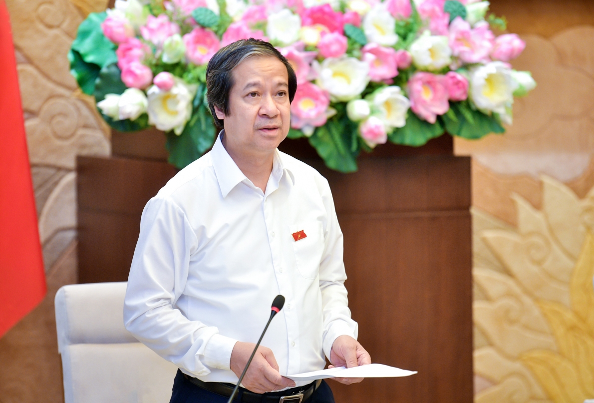 Bộ trưởng Bộ Giáo dục và Đào tạo Nguyễn Kim Sơn 