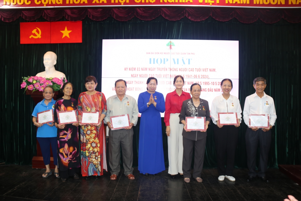 Luôn hoàn thành xuất sắc và dẫn đầu Cụm thi đua