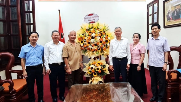 Tự hào và tin yêu trong trái tim người cao tuổi