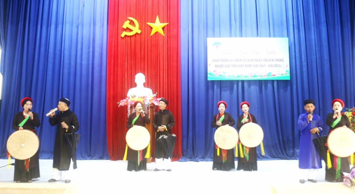 Hội viên NCT xã Ea Lê, huyện Ea Sup, tỉnh Đắk Lắk tham gia giao lưu