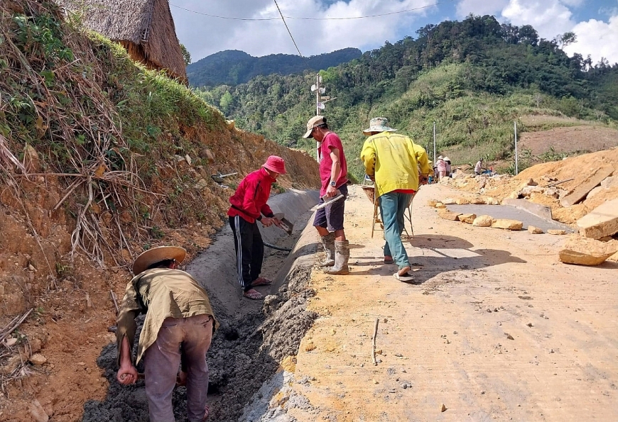 Hạnh phúc mới trên nóc Lâng Loan