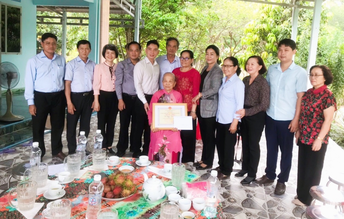 TP. Hồ Chí Minh: Chúc thọ, mừng thọ NCT tiêu biểu năm 2024