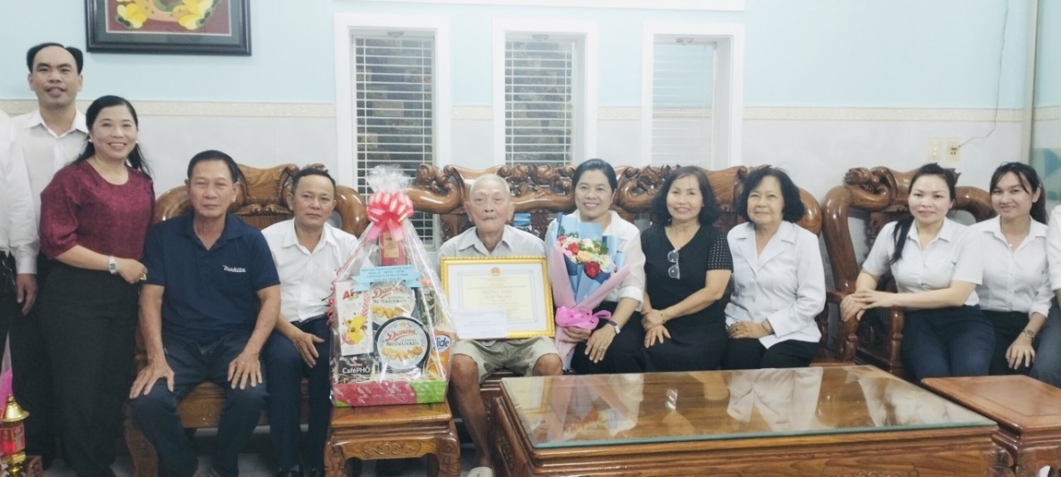 TP. Hồ Chí Minh: Chúc thọ, mừng thọ NCT tiêu biểu năm 2024