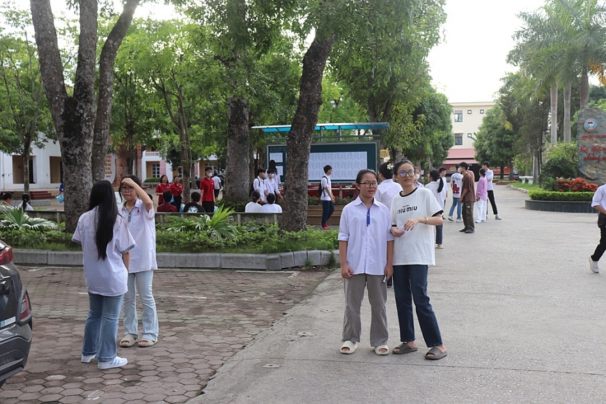 Một thí sinh bị đình chỉ thi môn Văn kỳ thi vào lớp 10 THPT tại Thanh Hóa