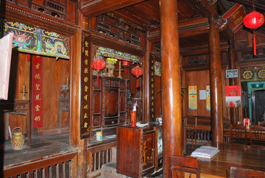 Nội thất trong nhà hầu như bằng gỗ.