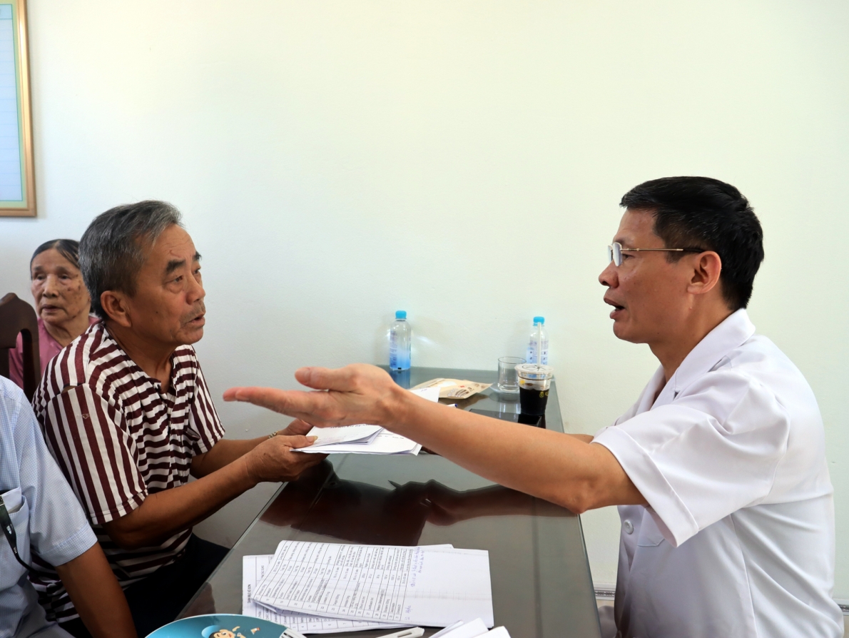 Nam Định: Tổ chức khám bệnh miễn phí và vận động đăng ký hiến tặng mô tạng, giác mạc tại xã Hải Phúc