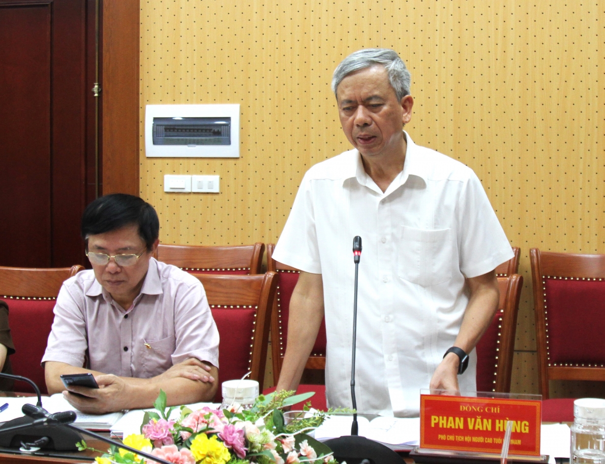 Đoàn kết, thống nhất, đổi mới hơn nữa để hoàn thành tốt nhiệm vụ