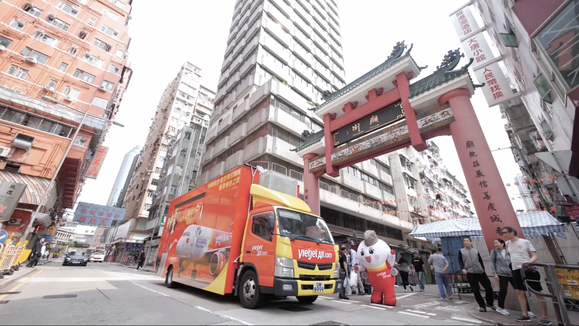 Cùng Amy và Vietjet khuấy động lễ hội hè, “Bay khắp thế giới, làm mới chính mình”