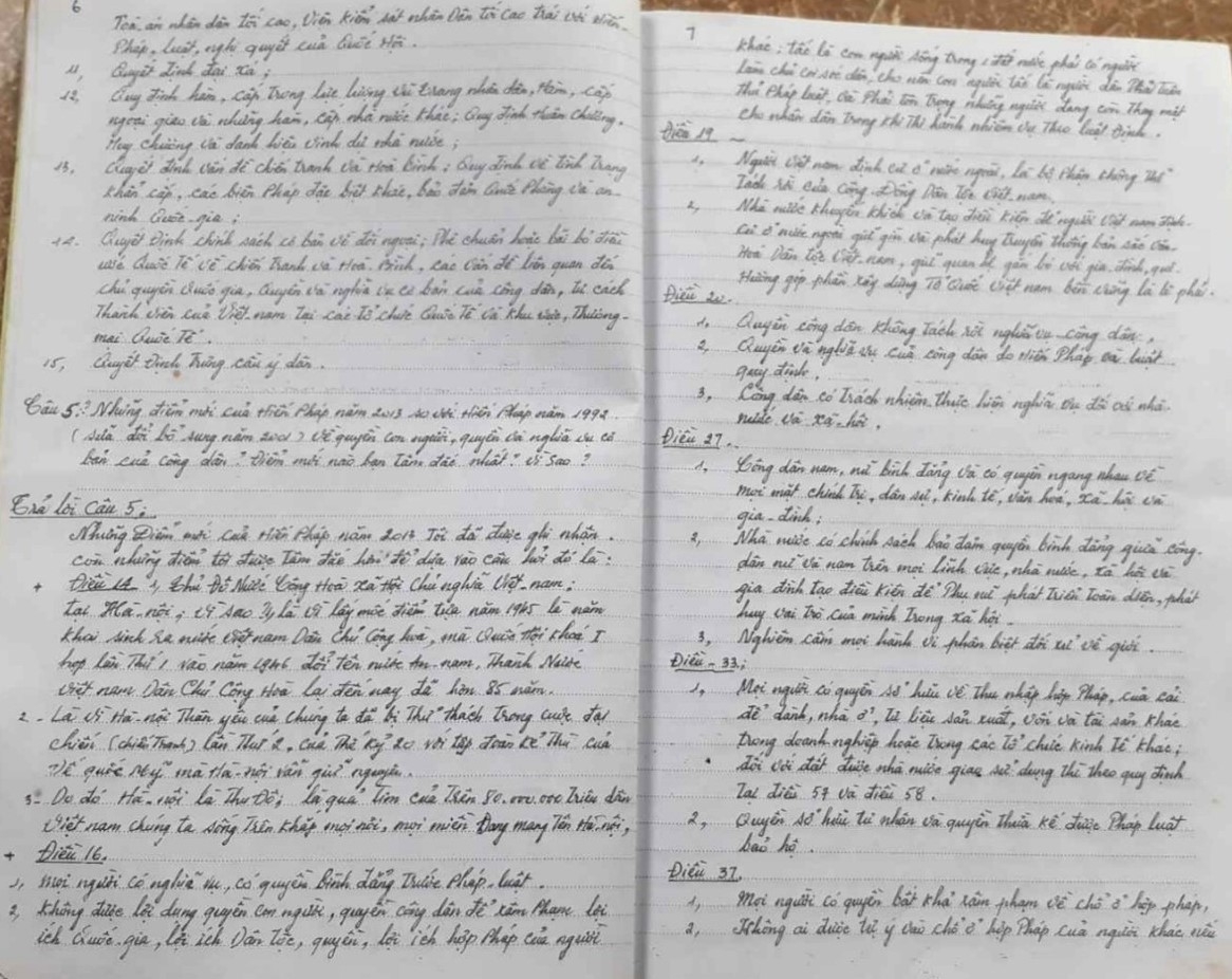 Cụ ông 97 tuổi đi bộ mỗi ngày 5km, vẫn tích cực tham gia công tác xã hội