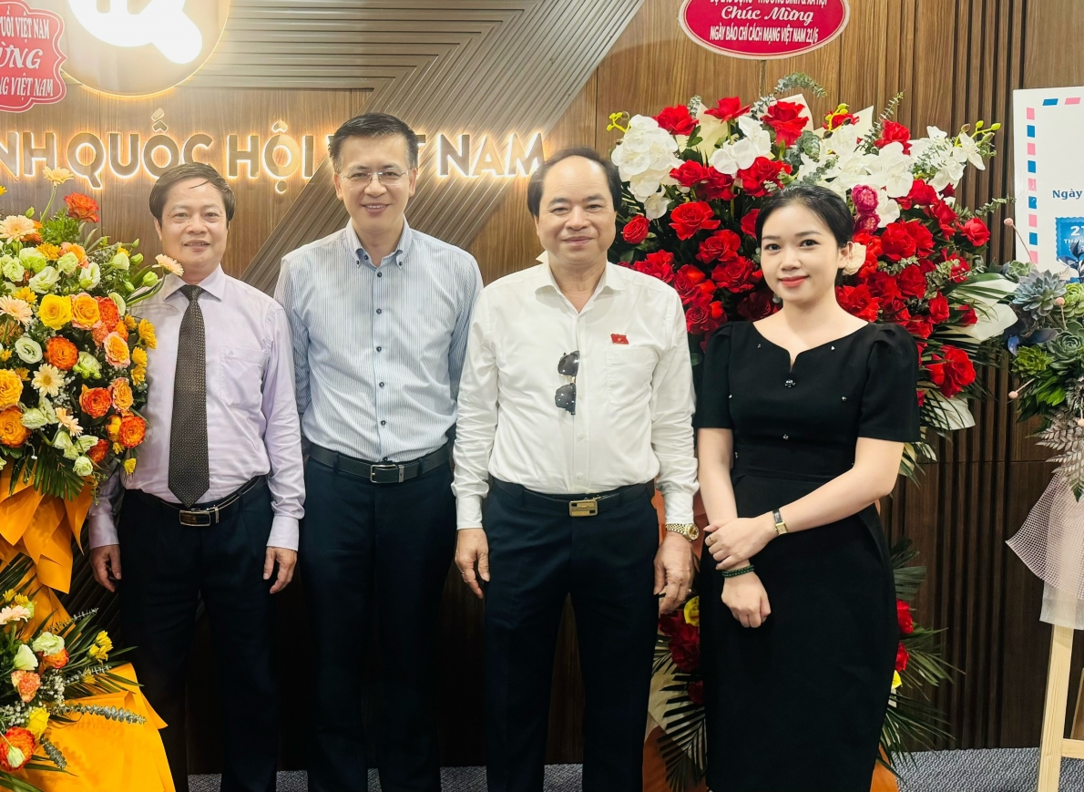 Nâng cao chất lượng thông tin, xứng đáng là tiếng nói, diễn đàn tin cậy của Nhân dân