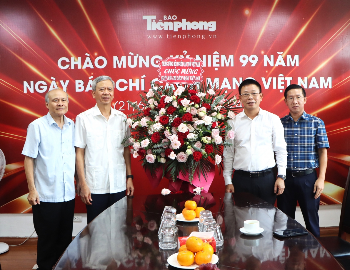 Nâng cao chất lượng thông tin, xứng đáng là tiếng nói, diễn đàn tin cậy của Nhân dân