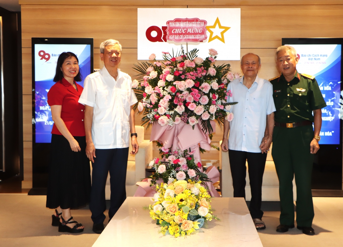 Nâng cao chất lượng thông tin, xứng đáng là tiếng nói, diễn đàn tin cậy của Nhân dân