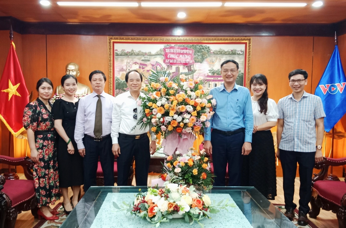 Nâng cao chất lượng thông tin, xứng đáng là tiếng nói, diễn đàn tin cậy của Nhân dân