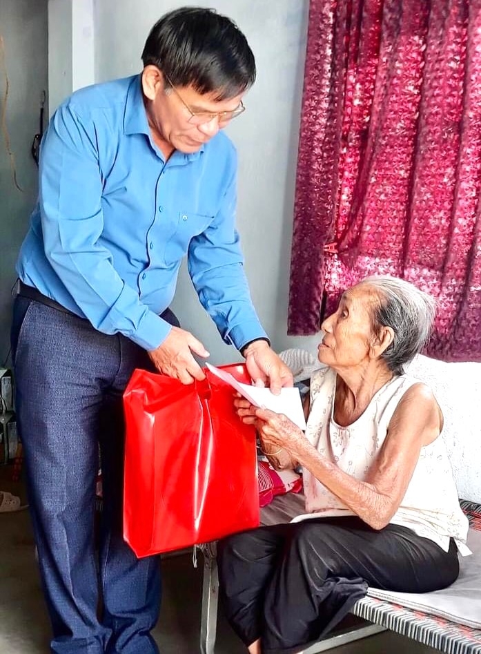 Hội NCT tỉnh Ninh Thuận: Tích cực triển khai công tác chăm sóc, bảo vệ quyền lợi NCT