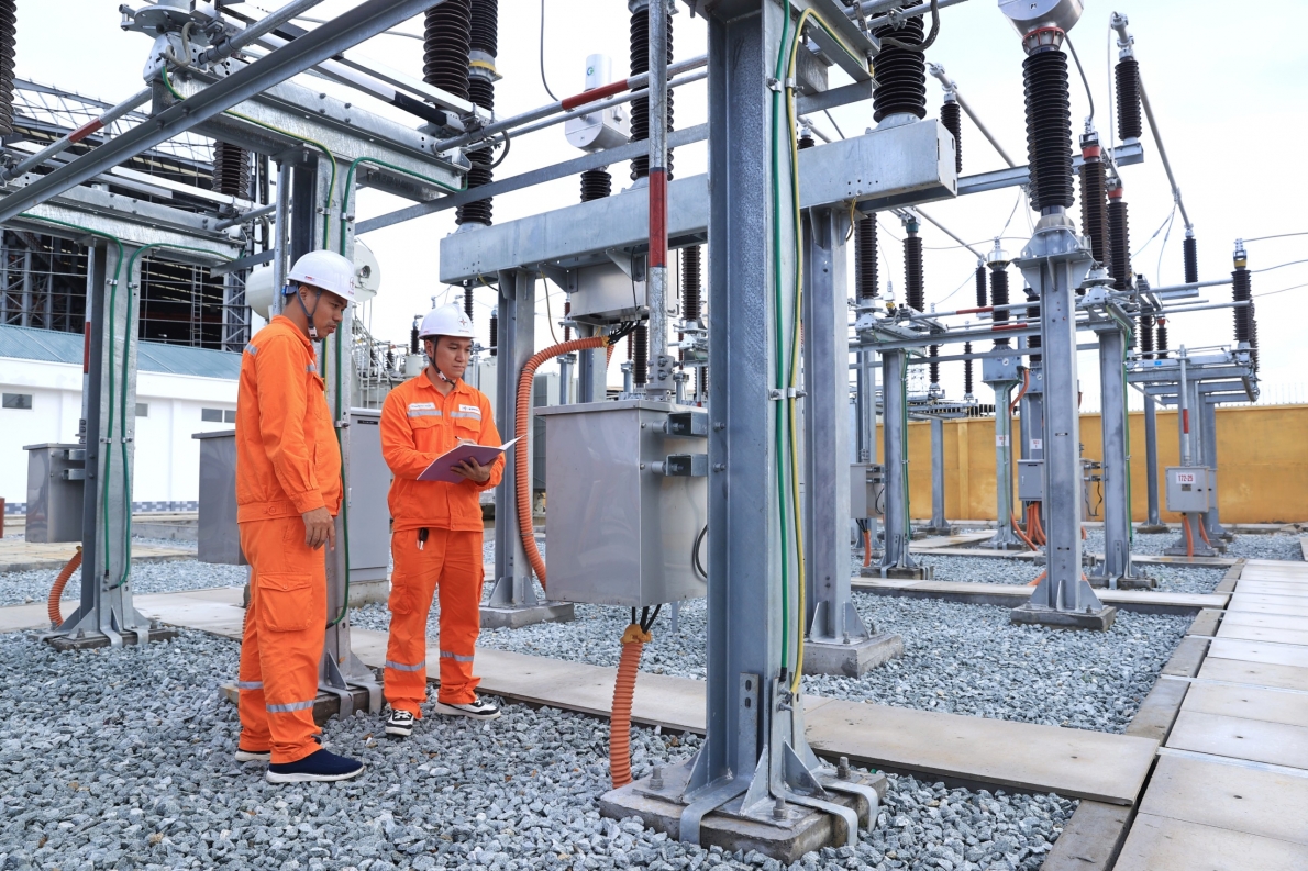 Gắn biển công trình TBA 110kV Yên Lạc, Vĩnh Phúc