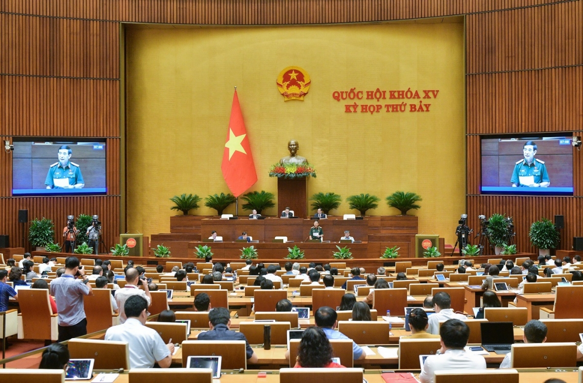 Đại tướng Phan Văn Giang trao đổi về việc quản lý máy bay không người lái