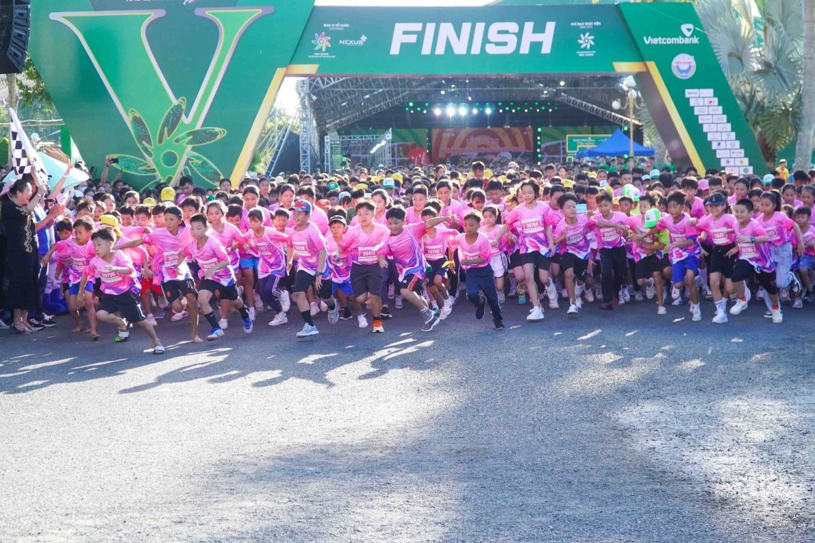 2.000 vận động viên nhí tranh tài tại Marathon Quốc tế “Vietcombank Mekong Delta” tỉnh Hậu Giang