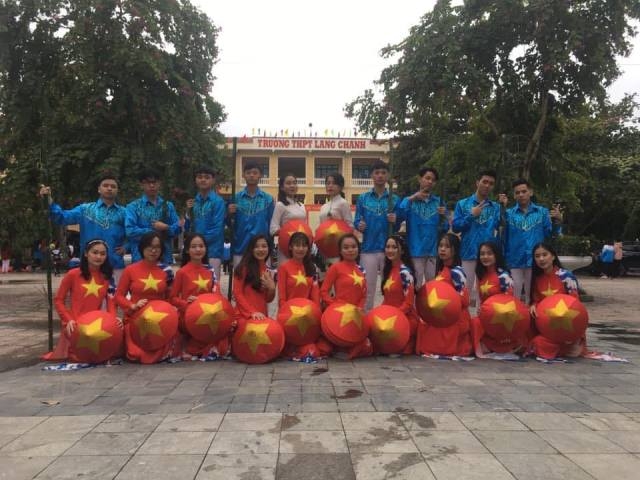 Trường THPT Lang Chánh luôn nỗ lực phấn đấu để đạt kết quả xuất sắc về nhiều mặt