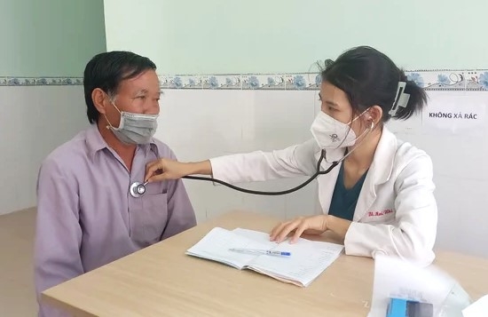 Khám sức khỏe cho NCT tỉnh Long An