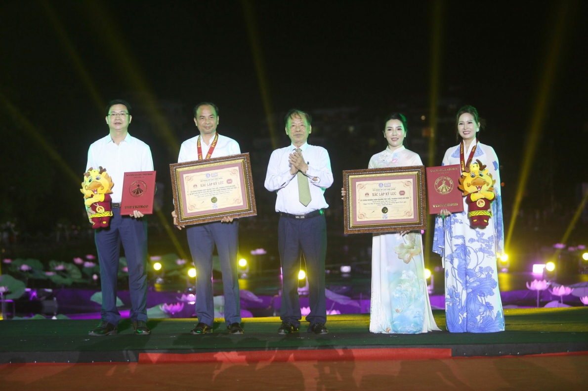 Hoành tráng, hấp dẫn và ấn tượng, phát huy giá trị của Sen