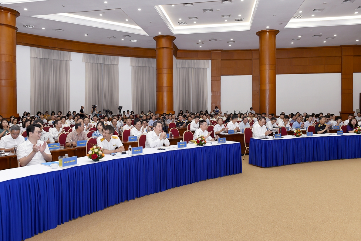 Thu ngân sách nhà nước 6 tháng đầu năm 2024 đạt 1.038.100 tỷ đồng