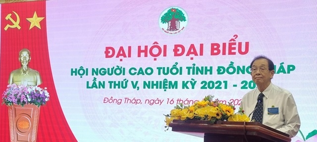 Ông Huỳnh Thành Lập phát biểu tại Đại hội