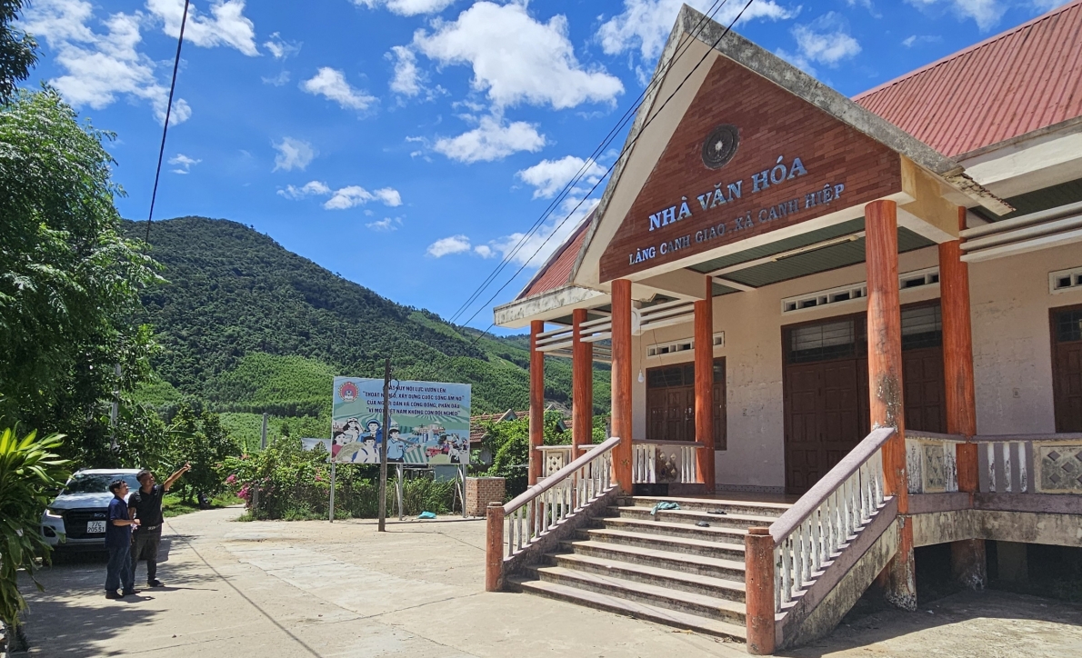 Tỉnh Bình Định: Làng Canh Giao đã có điện, đường