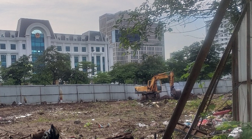 Được gia hạn, dự án chậm tiến độ của Vietcombank rục rịch dọn cỏ