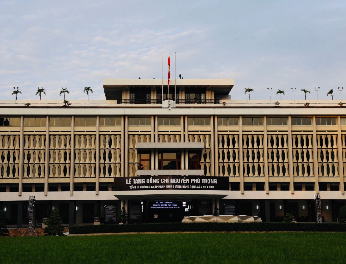 Người dân miền Nam viếng Tổng Bí thư Nguyễn Phú Trọng tại Hội trường Thống Nhất