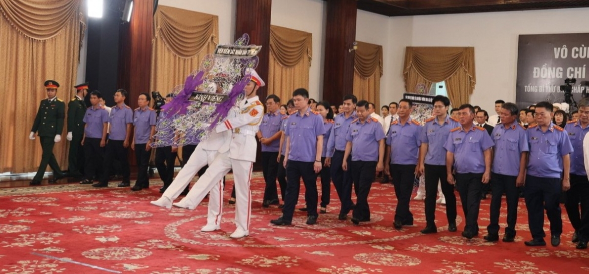 Hội NCT TP Hồ Chí Minh kính viếng Tổng Bí thư Nguyễn Phú Trọng