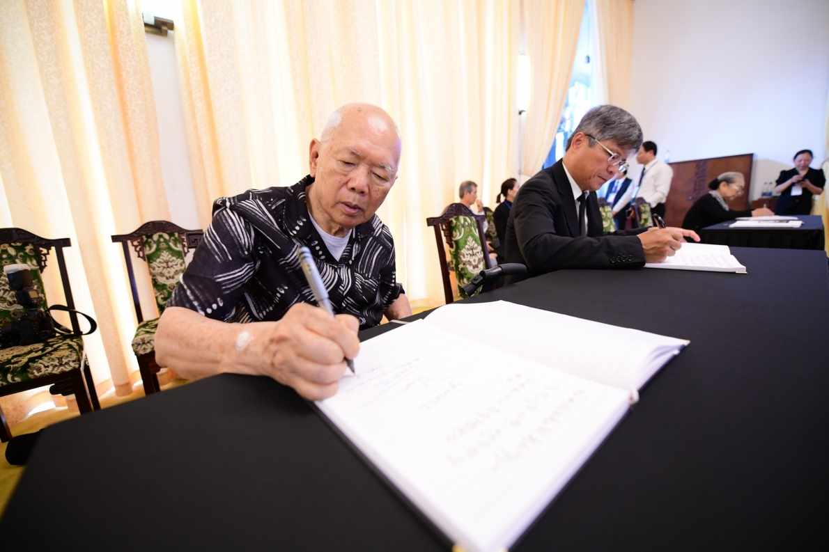 Hội NCT TP Hồ Chí Minh kính viếng Tổng Bí thư Nguyễn Phú Trọng