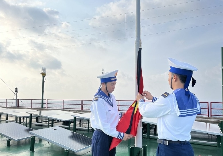 Noi gương Tổng Bí thư Nguyễn Phú Trọng, đoàn kết, chung sức, đồng lòng bảo vệ biển, đảo của Tổ quốc